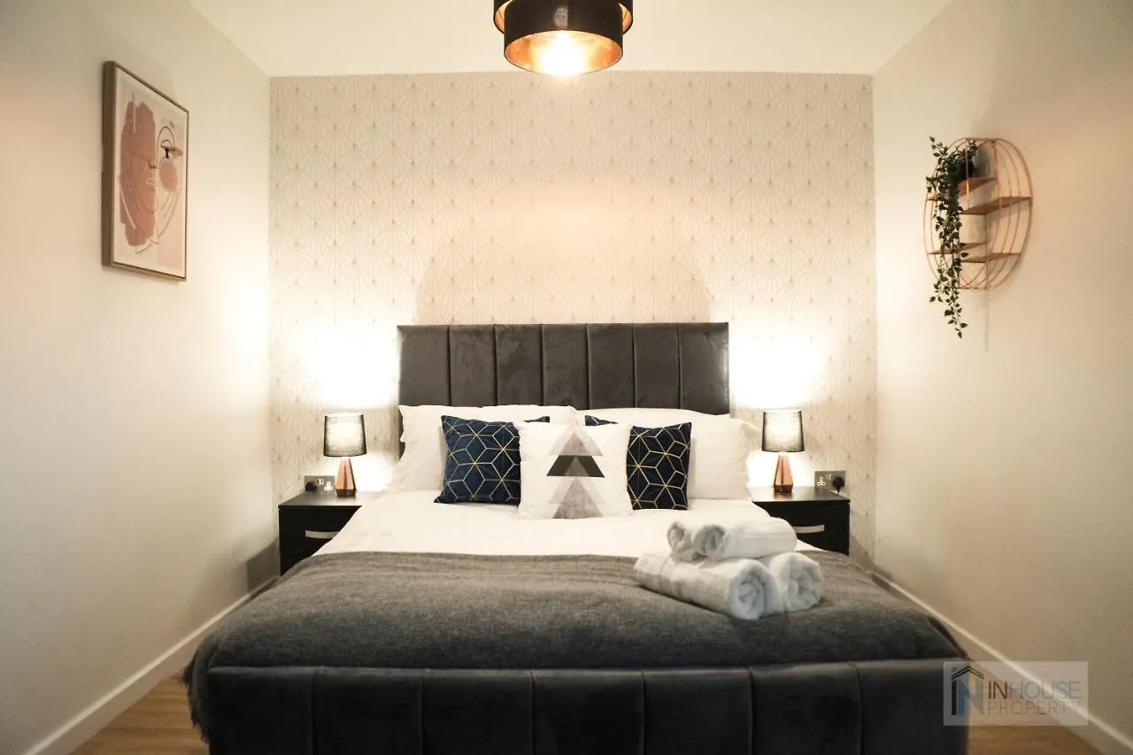 Modern City Centre Apartment Wifi Netflix Nottingham